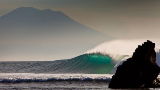 Surf Indonesia